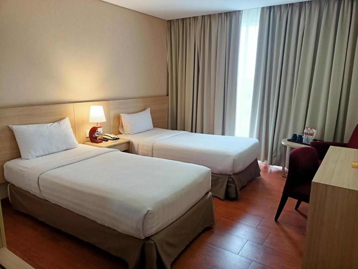 Days Hotel & Suites By Wyndham Jakarta Airport Tangerang Kültér fotó