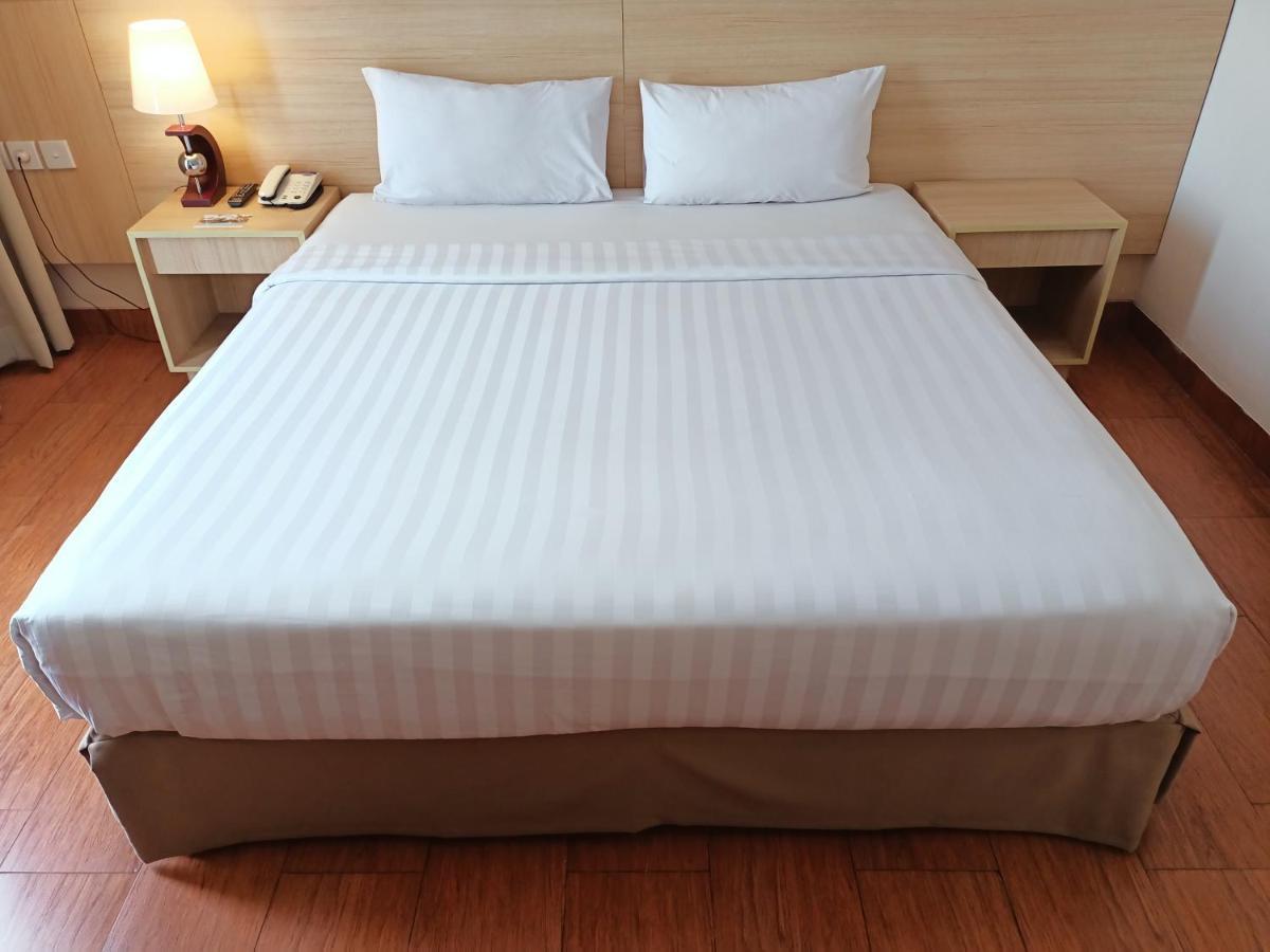 Days Hotel & Suites By Wyndham Jakarta Airport Tangerang Kültér fotó